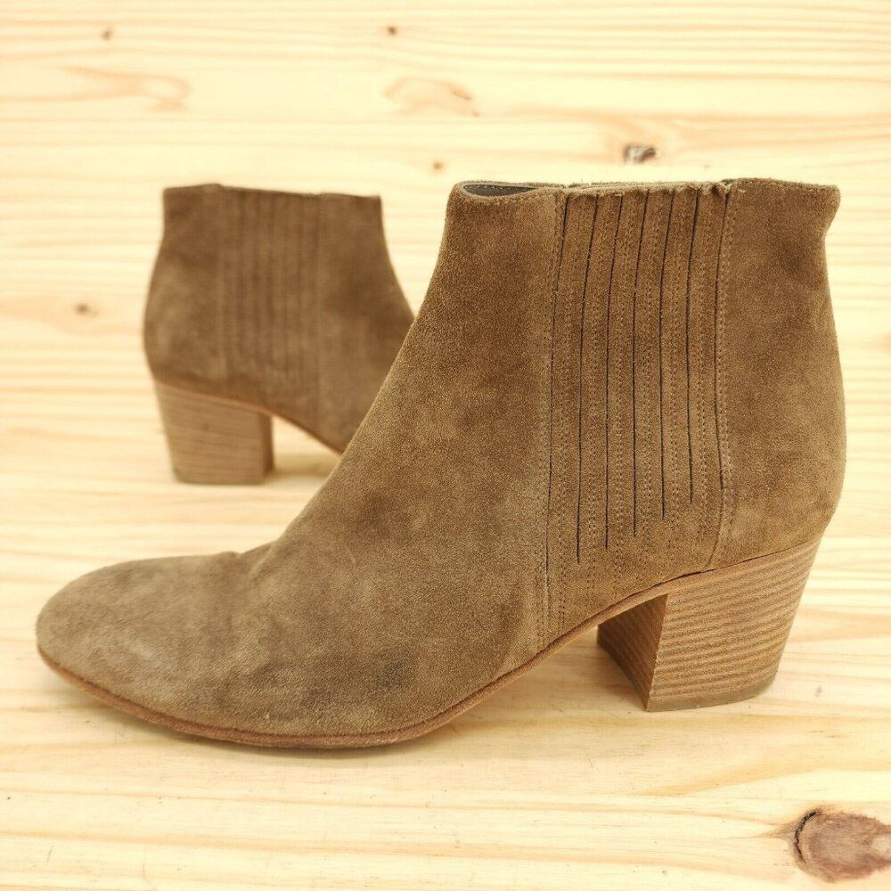 Vince. Women's Ankle Boots Sz 10 Brown Suede Stacked Heel Western Boho Booties